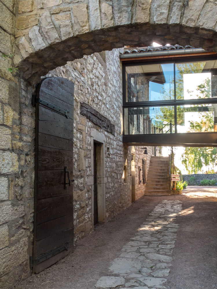 Logis Hotel Restaurant La Vieille Ferme, Macon Nord Sance Exterior photo
